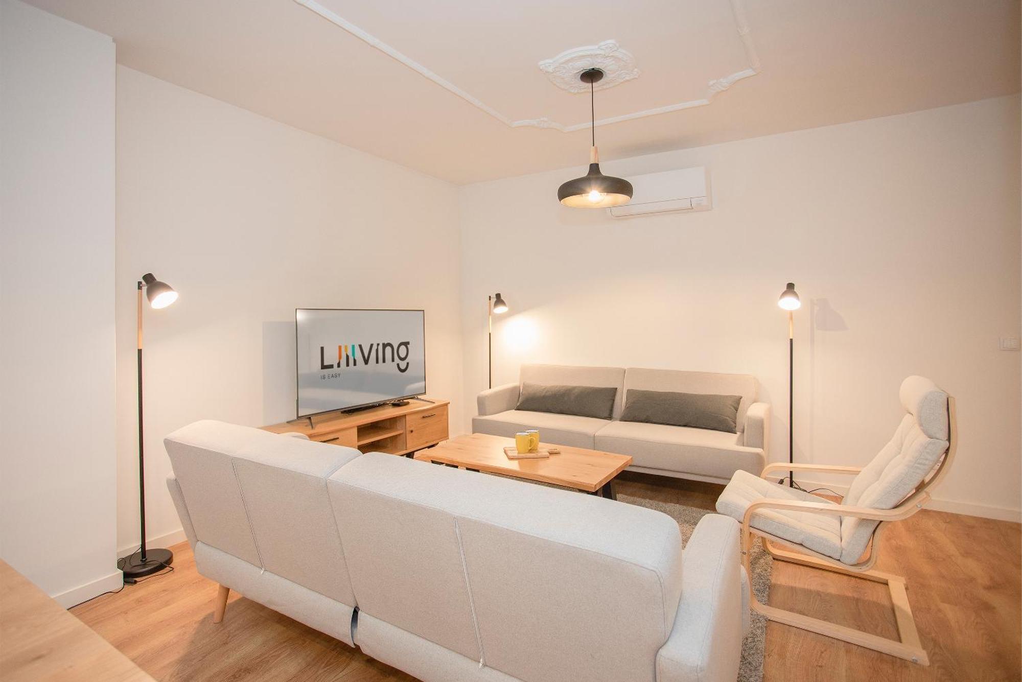 Liiiving In - Modern Design Apartment *